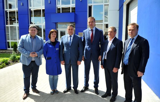 Igor Rudenya, Governor of the Tver Region, and Victor Evtukhov, Deputy Minister of Industry and Trade of the Russian Federation, offered JSC Volga Tannery their support